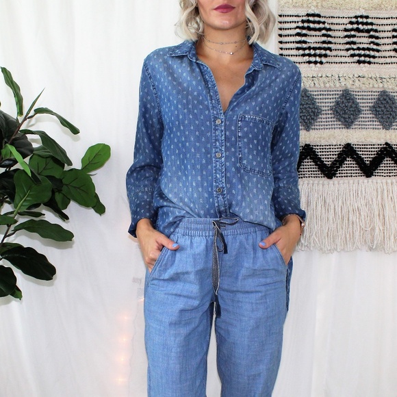 Bella Dahl Tops - Bella Dahl Chambray Tencel Button Down Shirt